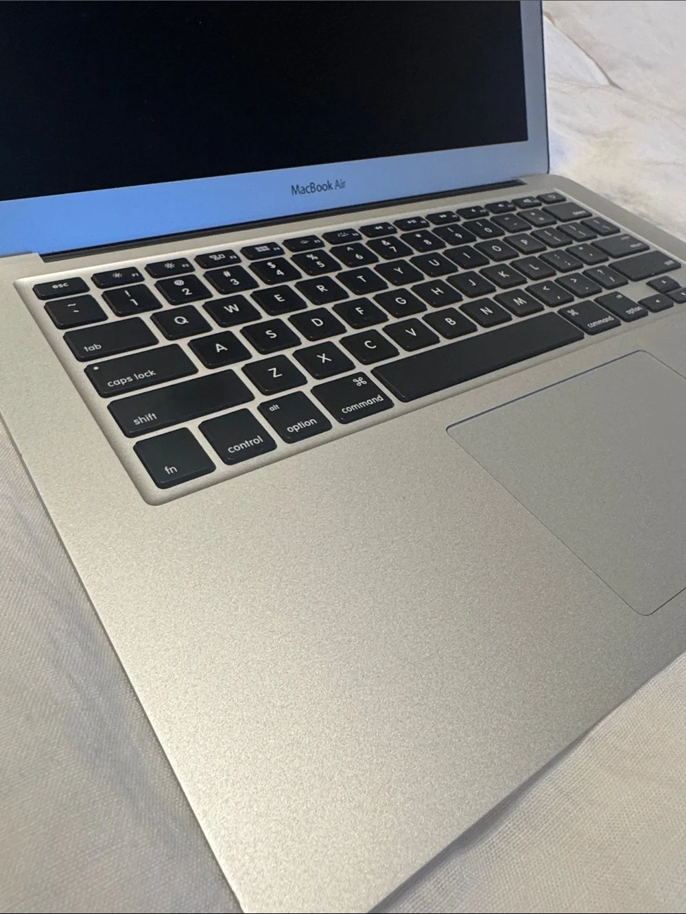Apple MacBook Air Laptop - Silver 13” Excellent condition